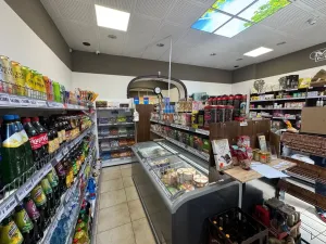 Prodej obchodního prostoru, Karlovy Vary, nábřeží Jana Palacha, 89 m2