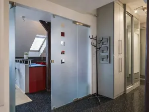 Pronájem bytu 6+kk a větší, Praha - Holešovice, Strojnická, 168 m2