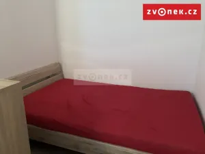 Pronájem bytu 1+1, Zlín, Křiby, 36 m2