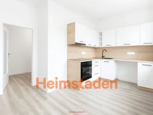 Pronájem obchodního prostoru, Havířov - Město, nám. Republiky, 34 m2