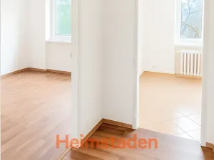 Pronájem bytu 1+1, Ostrava - Mariánské Hory, Zelená, 38 m2