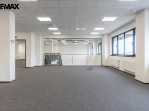 Pronájem kanceláře, Tuchoměřice, 289 m2