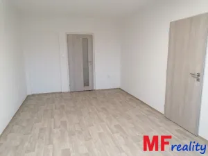 Prodej bytu 3+1, Náchod - Staré Město nad Metují, Pražská, 71 m2