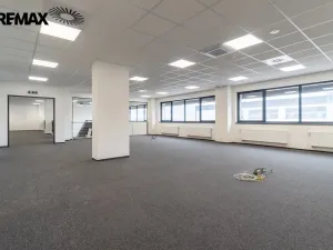 Pronájem obchodního prostoru, Tuchoměřice, 289 m2