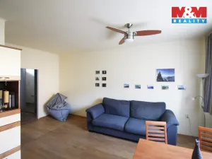 Pronájem bytu 2+kk, Praha - Libeň, U školičky, 42 m2