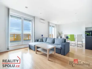 Prodej bytu 3+kk, Pohořelice, Znojemská, 89 m2