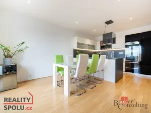 Prodej bytu 3+kk, Pohořelice, Znojemská, 89 m2