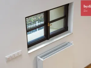 Pronájem bytu 2+kk, Praha, Vrtbova, 56 m2