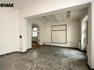 Pronájem obchodního prostoru, Písek, Chelčického, 183 m2