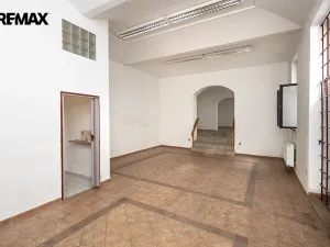 Pronájem obchodního prostoru, Písek, Chelčického, 183 m2