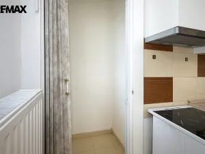 Pronájem bytu 1+1, Strakonice - Strakonice II, Komenského, 52 m2