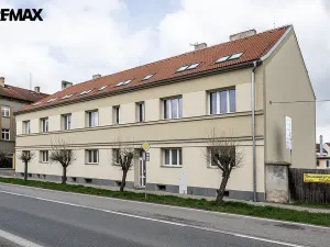 Pronájem bytu 1+1, Strakonice - Strakonice II, Komenského, 52 m2