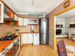 Prodej bytu 3+1, Pardubice - Polabiny, Bělehradská, 78 m2