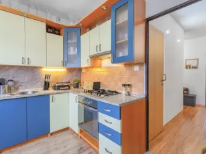 Prodej bytu 3+1, Trutnov - Horní Staré Město, Pampelišková, 77 m2