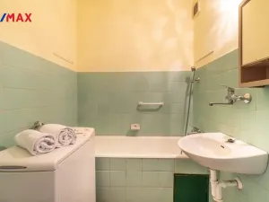 Prodej bytu 3+1, Praha - Záběhlice, Zvonková, 62 m2