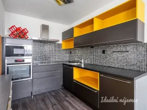 Pronájem bytu 3+kk, Praha, Aubrechtové, 69 m2