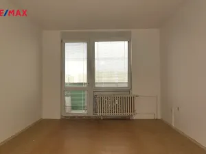 Pronájem bytu 1+kk, Hradec Králové - Nový Hradec Králové, Brožíkova, 35 m2