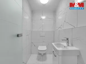 Pronájem bytu 2+kk, Pardubice - Zelené Předměstí, nábřeží Závodu míru, 79 m2