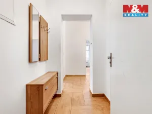 Prodej bytu 2+kk, Hostomice, Tyršovo náměstí, 61 m2