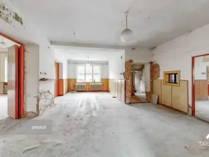 Prodej komerční nemovitosti, Chlistov, 426 m2