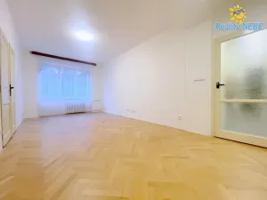 Pronájem bytu 4+1, Praha - Záběhlice, Střimelická, 86 m2