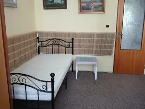 Pronájem pokoje, Praha - Libuš, Zahrádecká, 22 m2