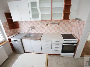 Prodej bytu 3+1, Libořice, 64 m2