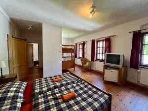 Prodej ubytování, Zlatá Koruna, 500 m2