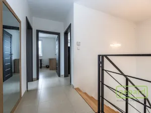 Prodej rodinného domu, Káraný, Masarykova, 123 m2