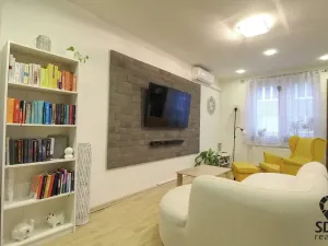 Prodej bytu 2+kk, Břeclav, Dělnická, 51 m2