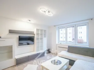 Pronájem bytu 2+1, Brumov-Bylnice, Rozkvět, 58 m2