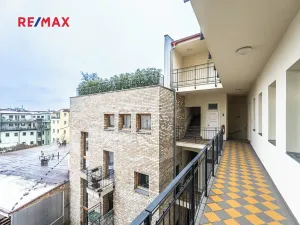 Pronájem bytu 3+kk, Praha - Žižkov, Milíčova, 75 m2