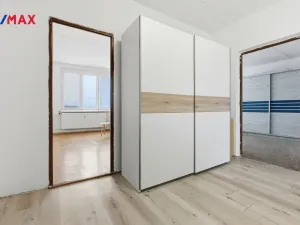 Prodej bytu 3+1, Sokolov, Švabinského, 75 m2