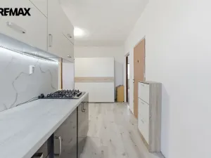 Prodej bytu 3+1, Sokolov, Švabinského, 75 m2