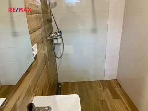 Pronájem rodinného domu, Krhanice, 144 m2