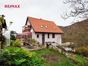 Prodej vily, Měchenice, Hlavní, 330 m2