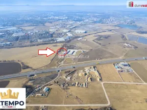 Prodej komerčního pozemku, Hůry, 2534 m2