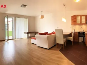 Pronájem bytu 1+kk, Olomouc, Peškova, 45 m2