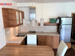 Pronájem bytu 1+kk, Olomouc, Peškova, 45 m2