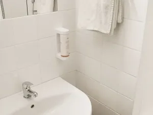 Pronájem bytu 1+kk, Praha - Smíchov, Křížová, 27 m2