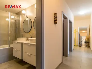 Prodej bytu 3+kk, Praha - Karlín, Breitfeldova, 90 m2