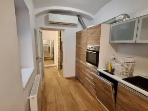 Prodej činžovního domu, Teplice, Laubeho náměstí, 425 m2