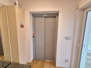 Prodej činžovního domu, Teplice, Laubeho náměstí, 425 m2