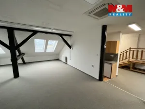 Pronájem kanceláře, Ostrava - Moravská Ostrava, Nemocniční, 277 m2