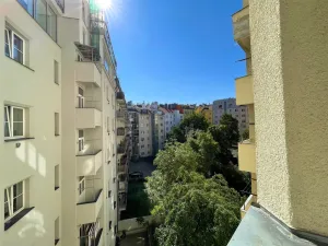 Pronájem bytu 2+kk, Praha - Nusle, U křížku, 37 m2