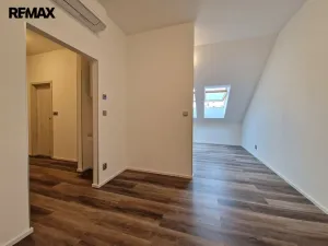 Prodej bytu 2+1, Lochovice, 64 m2