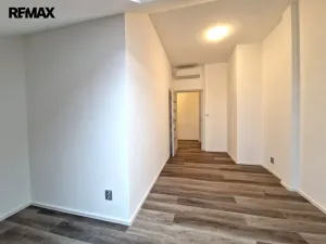 Prodej bytu 2+1, Lochovice, 64 m2