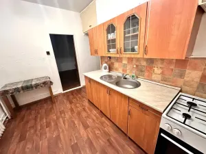 Pronájem bytu 2+1, Praha - Hloubětín, Poděbradská, 58 m2