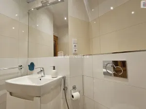 Pronájem bytu 2+kk, Praha - Vinohrady, Slezská, 44 m2