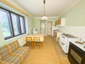 Prodej rodinného domu, Lechotice, 140 m2